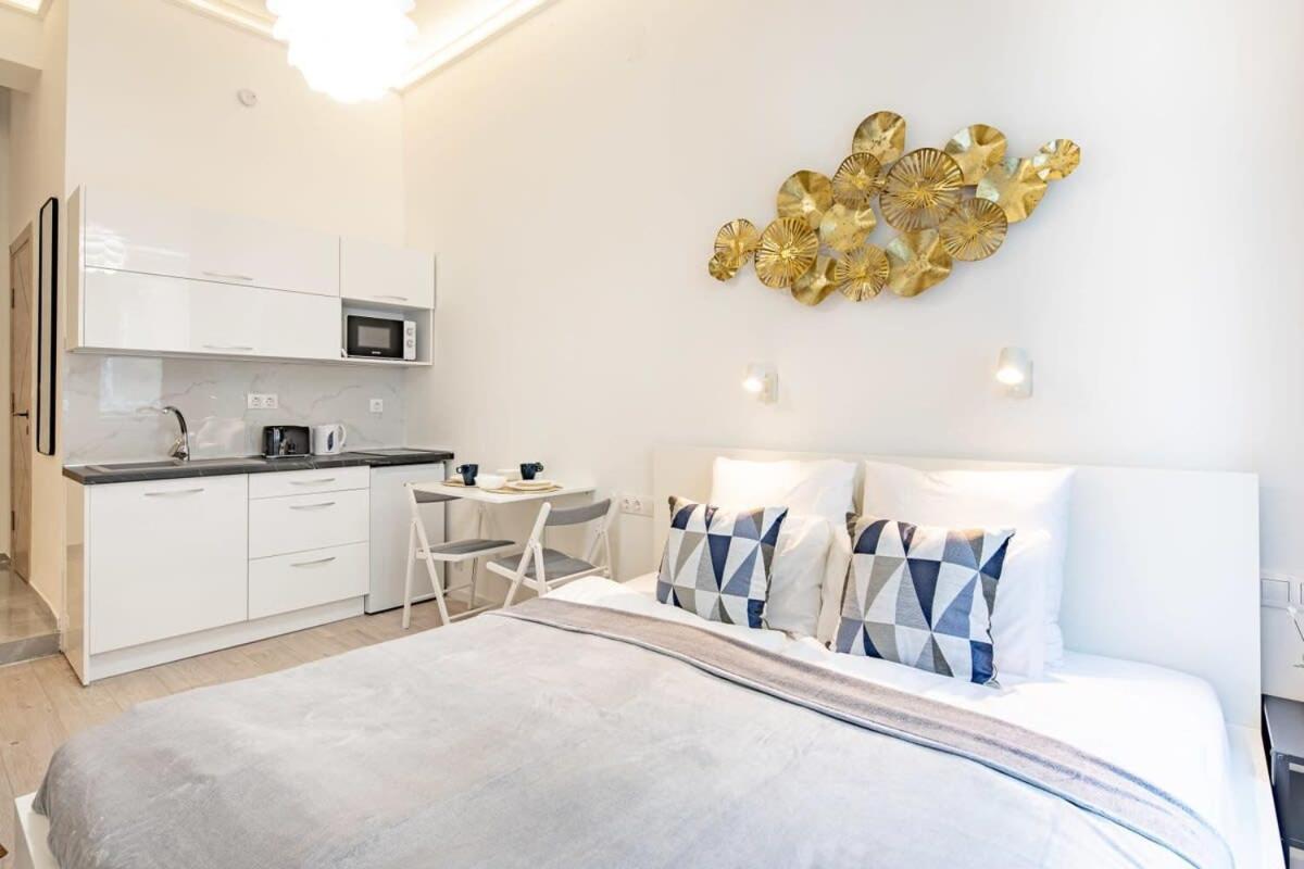 Апартаменты Ultra - New - Comfy